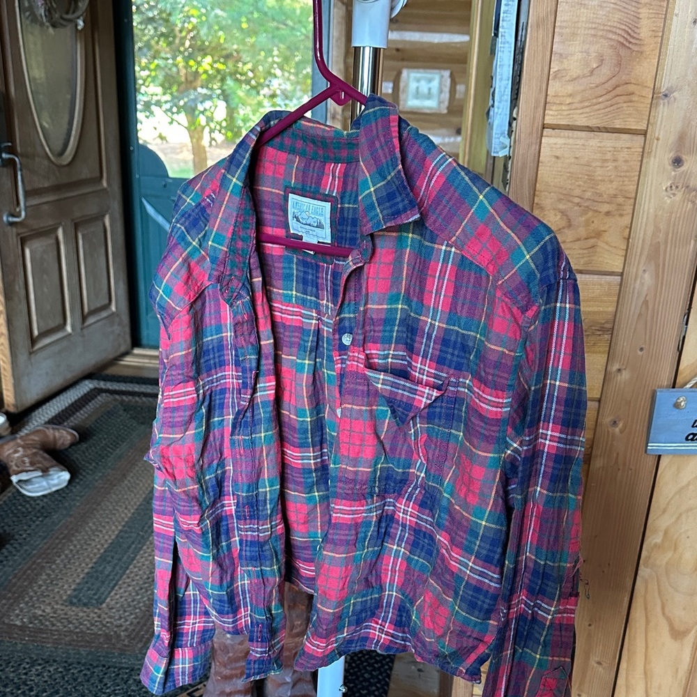 American Eagle Outfitters Multicolor Plaid Shirt